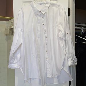 3x Calvin Klein. White long sleeves shirt
